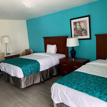 Howard Johnson By Wyndham Atlanta College Park Екстериор снимка