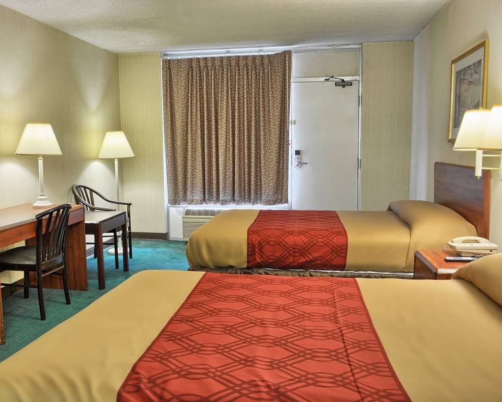 Howard Johnson By Wyndham Atlanta College Park Стая снимка