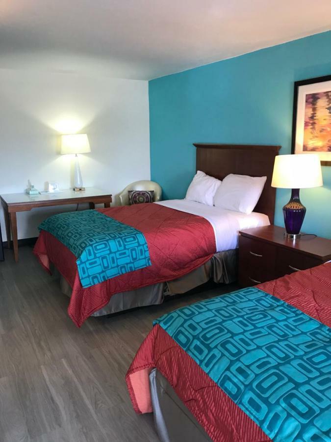 Howard Johnson By Wyndham Atlanta College Park Екстериор снимка